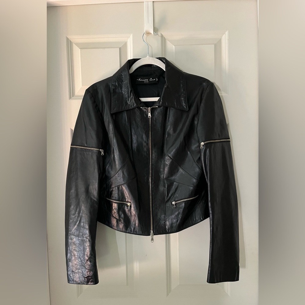 Vintage Kenneth Cole Black Leather Cropped Moto Jacket Made in Italy zippers L